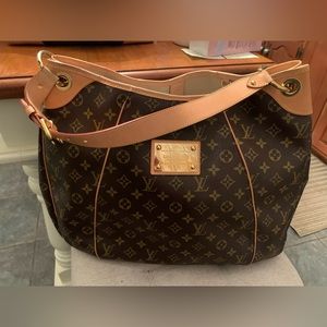 Louis Vuitton Galliera GM monogram